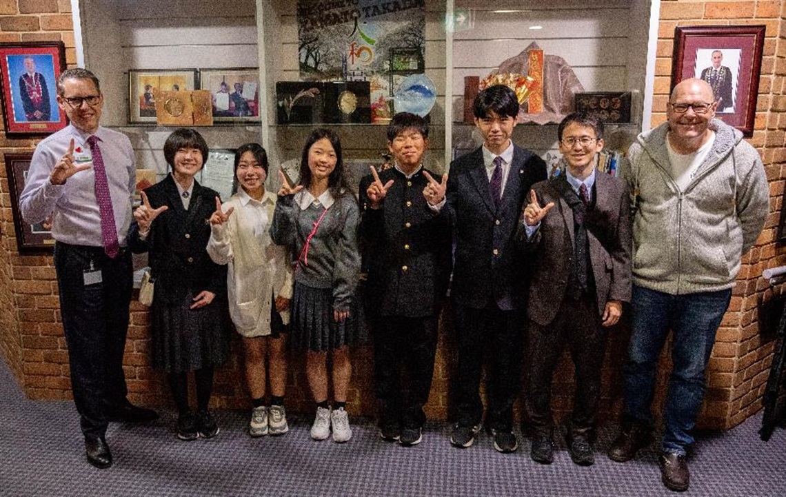 Lismore City Mayor Steve Krieg and Lismore City Council General Manager Jon Gibbons with the Yamato Takada exchange students and their chaperone.