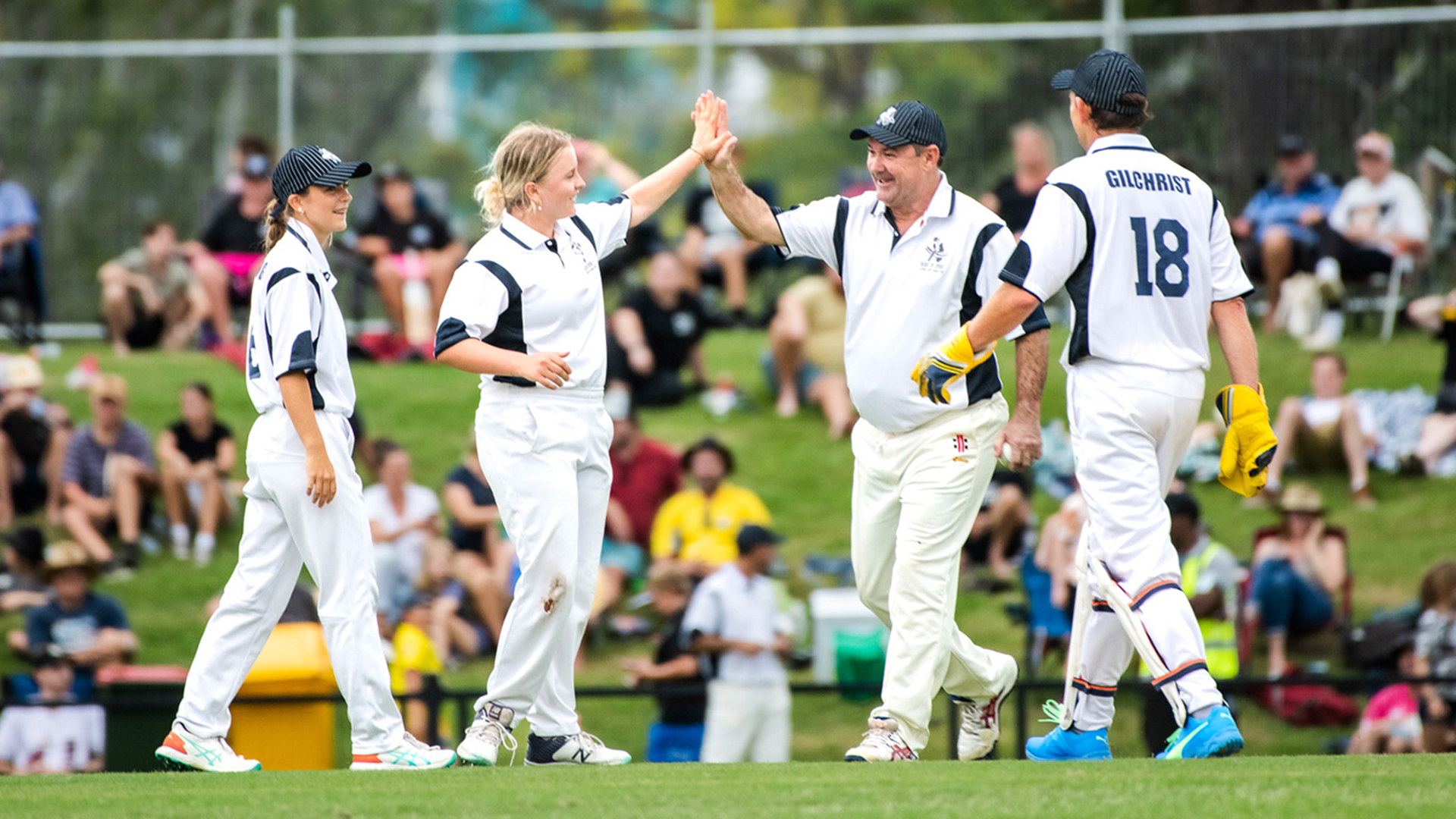 Cricket-legends-oakes-slide-new.jpg