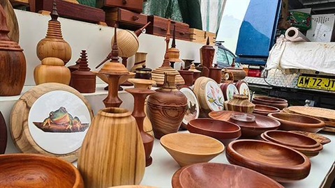 Wood hand craft market